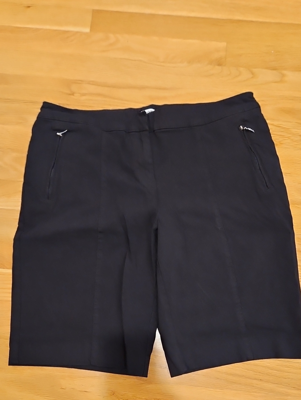 Izod Black Stretch Bermuda Shorts with Zip Pockets